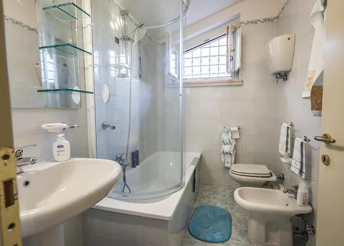 Semesterbostad I Limoni Collepepe